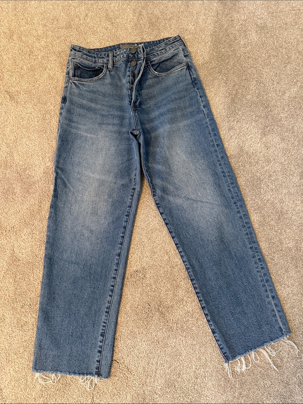 KUT from the Kloth Fay ankle straight leg jeans. Size 4.